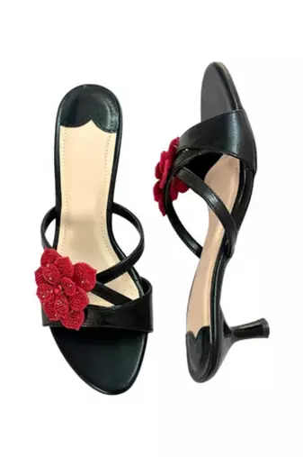 Black floral embellished artificial leather kitten heel sandals for women