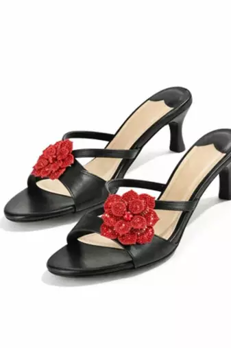 Black floral embellished artificial leather kitten heel sandals for women