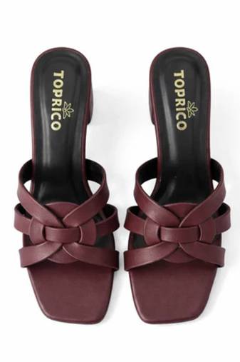 Black knotted artificial leather block heel sandals for women