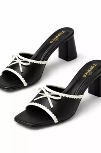 Black bow embellished artificial leather block heel sandals for women