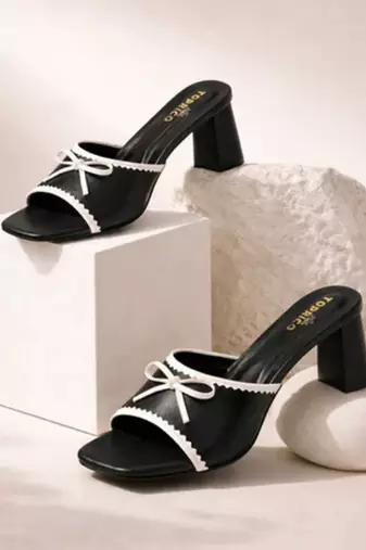 Black bow embellished artificial leather block heel sandals for women