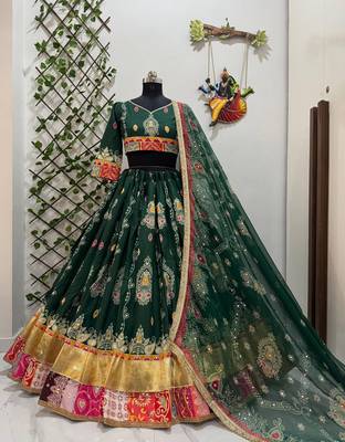 Green Muslin Cotton Navratri Chaniya Choli with Mirror Work & Georgette Dupatta 2