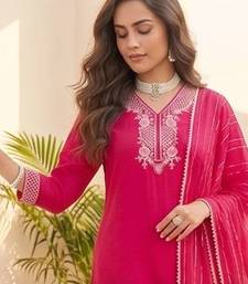 Women ethnic motifs embroidered regular thread work kurta with trousers & with dupatta