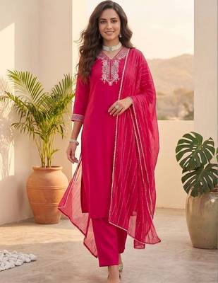 Women ethnic motifs embroidered regular thread work kurta with trousers & with dupatta 1