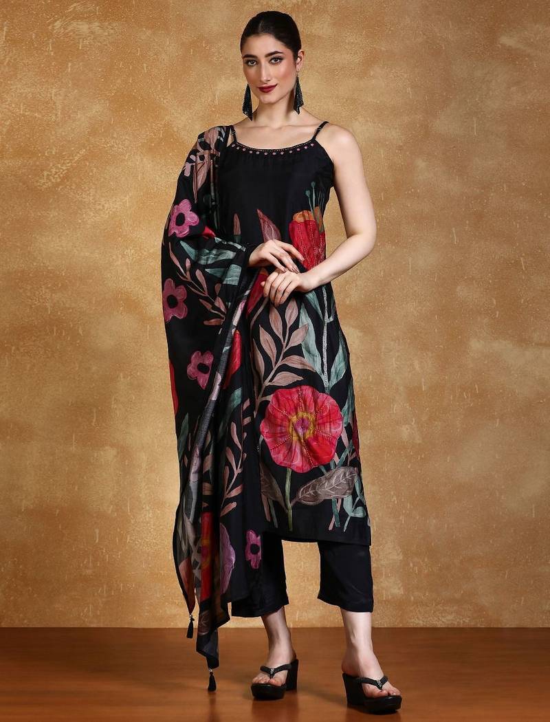 Women floral printed kurta with trousers & dupatta
