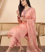 Women ethnic motifs embroidered regular thread work kurta with trousers & with dupatta