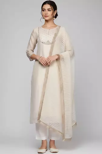 Women regular thread work kurta with trousers & with dupatta