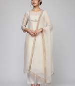 Women regular thread work kurta with trousers & with dupatta