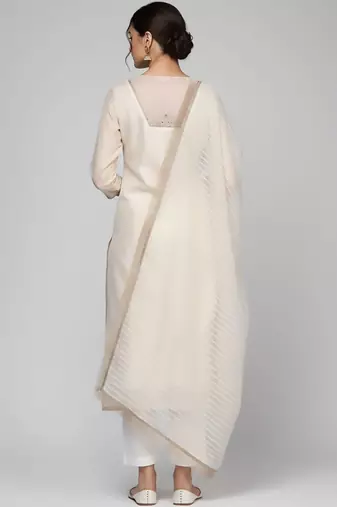 Women regular thread work kurta with trousers & with dupatta