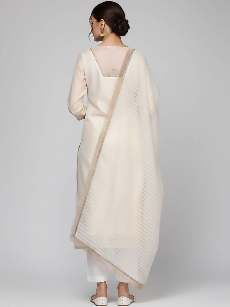 Women regular thread work kurta with trousers & with dupatta