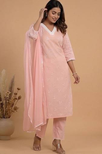 Women ethnic motifs embroidered regular thread work kurta with trousers & with dupatta