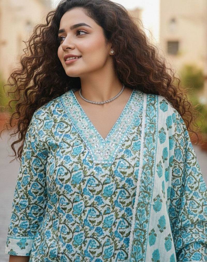 Women floral printed regular pure cotton kurta with trousers & with dupatta