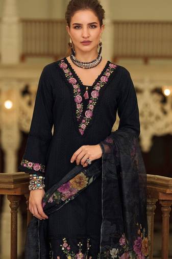 Women floral embroidered cotton kurta with trousers & dupatta