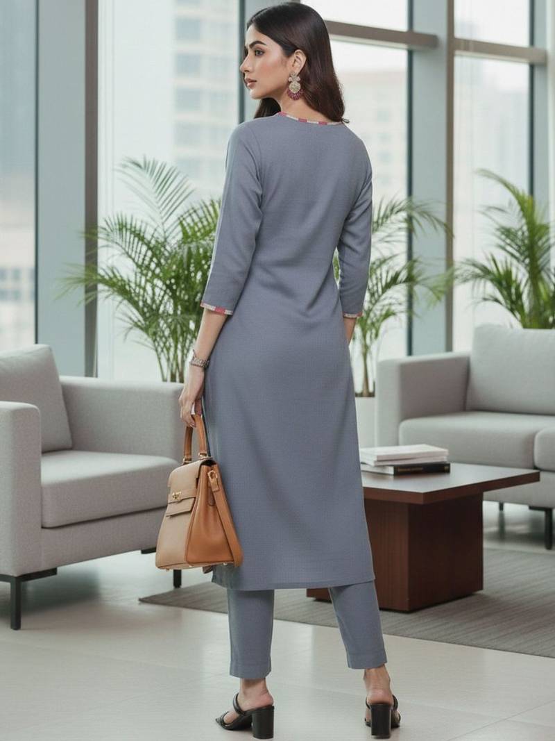 Women regular kurta with trousers & with dupatta