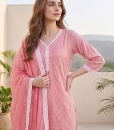 Women floral printed regular kurta with trousers & with dupatta