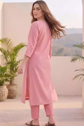 Women floral printed regular kurta with trousers & with dupatta