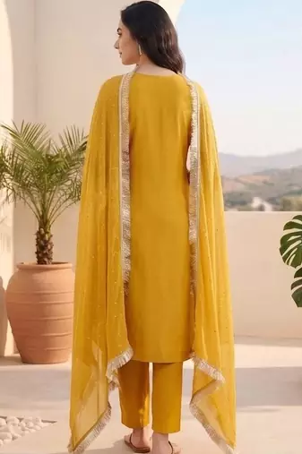 Women ethnic motifs embroidered regular thread work kurta with trousers & with dupatta