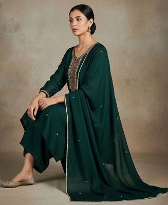 Women ethnic motifs embroidered regular thread work kurta with trousers & with dupatta 2