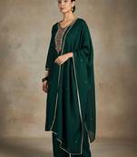 Women ethnic motifs embroidered regular thread work kurta with trousers & with dupatta