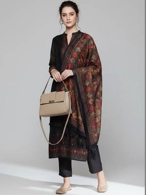 Women regular chanderi silk kurta with trousers & with dupatta 1