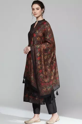 Women regular chanderi silk kurta with trousers & with dupatta
