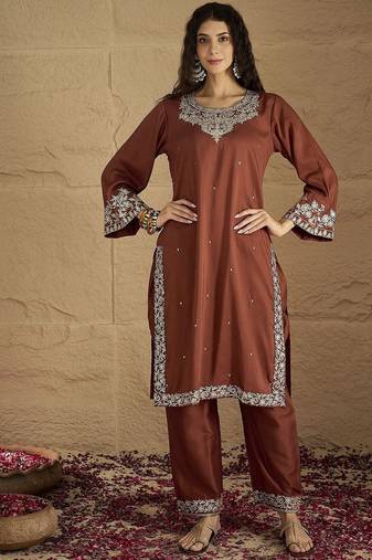 Women floral printed kurta with trousers & dupatta