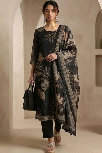 Women floral printed chanderi silk kurta with trousers & with dupatta