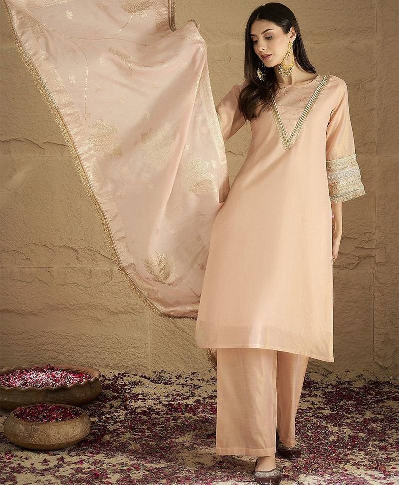 Women solid kurta with palazzo & dupatta