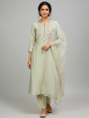 Women ethnic motifs embroidered regular thread work kurta with trousers & with dupatta 1