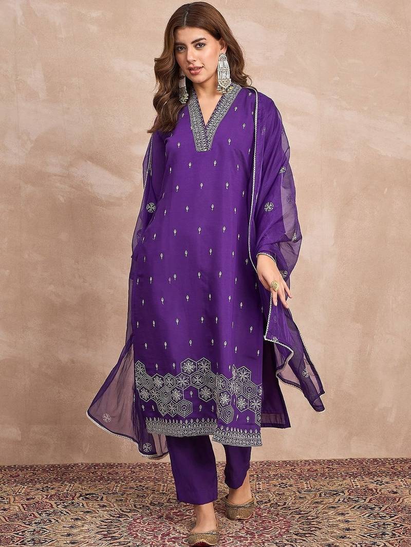 Floral embroidered v-neck thread work straight kurta with trousers and dupatta