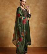 Women floral yoke design regular thread work kurta with trousers & with dupatta