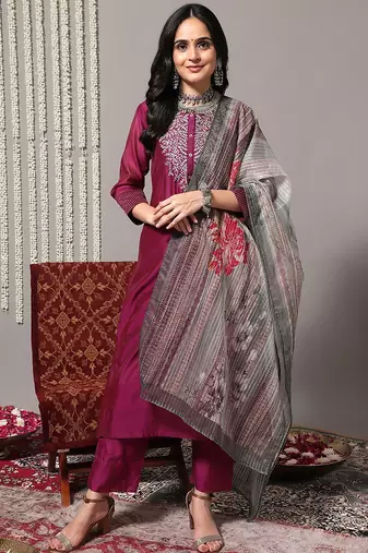 Floral embroidered chanderi silk kurta with trousers & dupatta