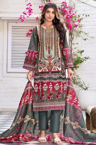 Women printed regular beads and stones kurta with trousers & with dupatta