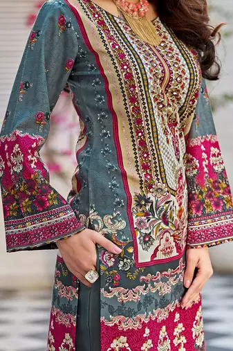 Women printed regular beads and stones kurta with trousers & with dupatta