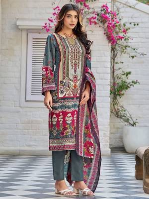 Women printed regular beads and stones kurta with trousers & with dupatta 5