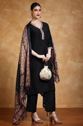 Women solid kurta with trousers & dupatta