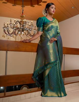 green woven pure silk blend designer pallu saree with blouse 1