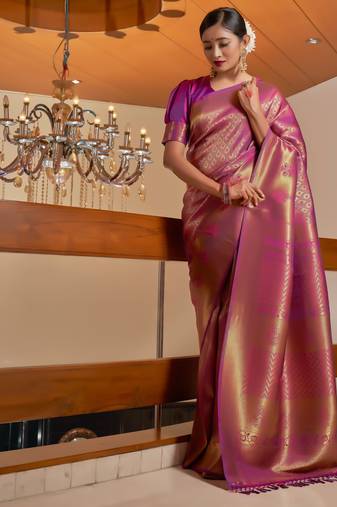 wine woven pure silk blend designer pallu saree with blouse