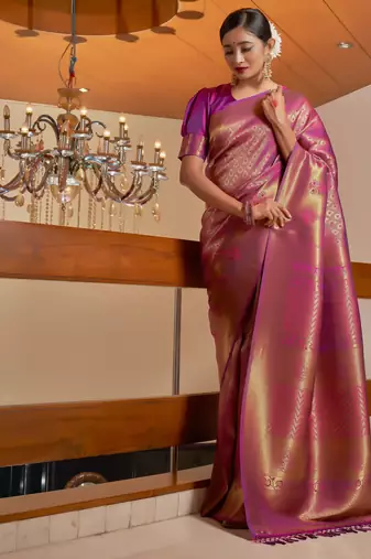 wine woven pure silk blend designer pallu saree with blouse