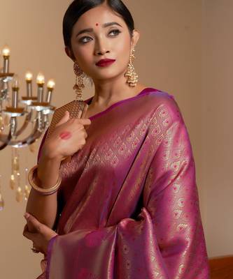 wine woven pure silk blend designer pallu saree with blouse 2