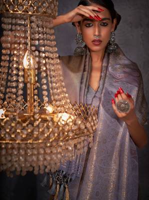 grey woven pure silk blend designer pallu saree with blouse 4