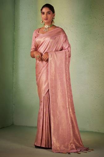 pear woven pure silk blend designer pallu saree with blouse