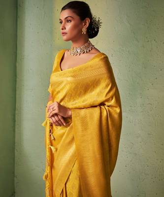 yellow woven pure silk blend designer pallu saree with blouse 4