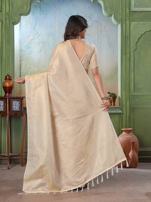 cream woven kanjivaram soft silk saree designer pallu saree with blouse 2
