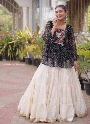 Premium White Designer Navratri Kora Cotton Lehenga Choli with Black Laheriya Print Top 1