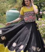 Black Roman Navaratri Lehenga Choli For Women's