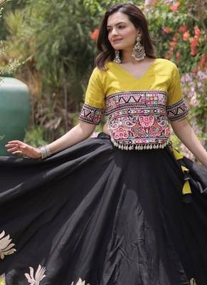 Black Roman Navaratri Lehenga Choli For Women's 3