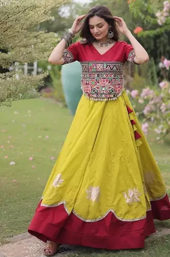 Yellow Roman Navaratri Lehenga Choli For Women's