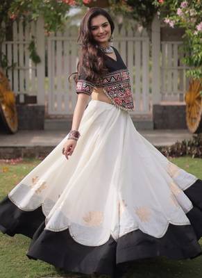 White & Black Roman Navaratri Lehenga Choli For Women's 2