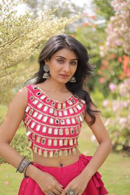 Roman Silk blend Gota Pattern Lehenga Set For Women's 4